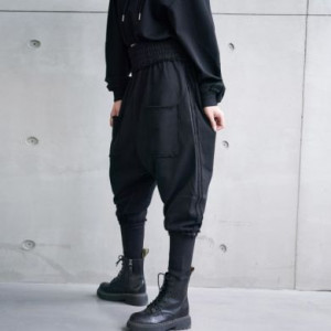         Dongguan Yilinuoshi Clothing Co., Ltd 2001/BK -  