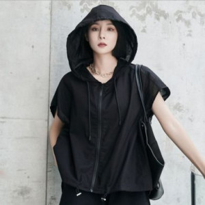  Dongguan Yilinuoshi Clothing Co., Ltd 1381/BK -  