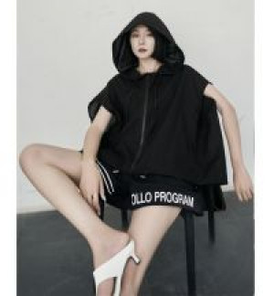  Dongguan Yilinuoshi Clothing Co., Ltd 1381/BK -  
