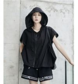  Dongguan Yilinuoshi Clothing Co., Ltd 1381/BK -  
