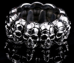    Punk cycle skull ring - 