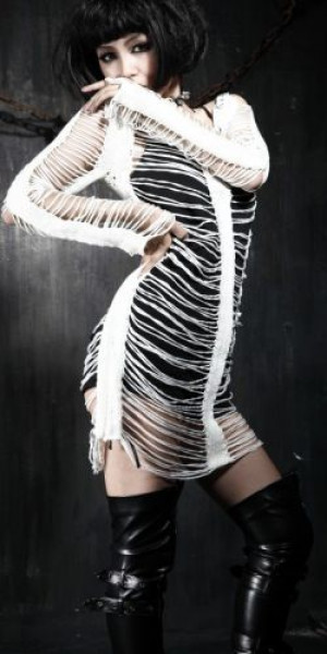  SWEATER - 
