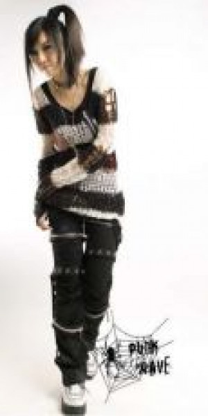  SWEATER -  3