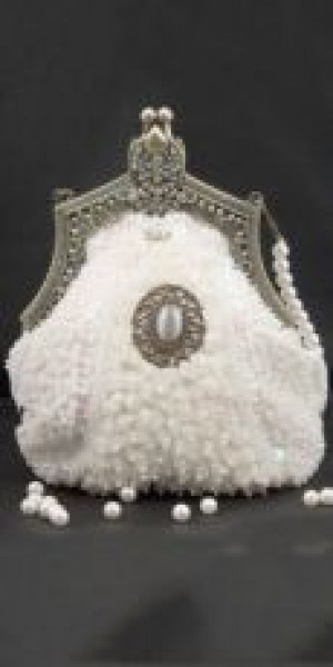  HANDBAG -  4