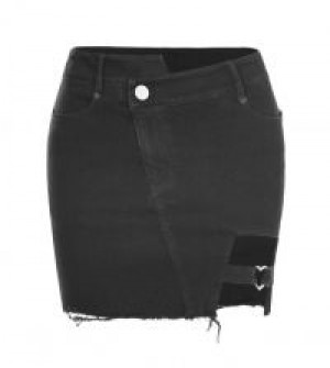  Dark Heart Shape Stretch Denim Skirt -  1