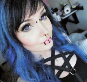     Herman's Amazing Bella Blue Hermans Amazing Bella Blue -  