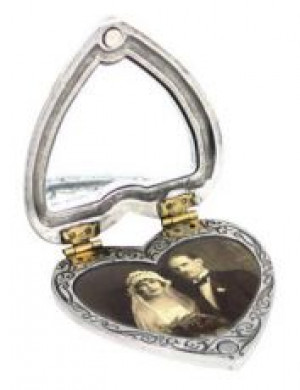    The Reliquary Heart Locket Alchemy Gothic P496 -  