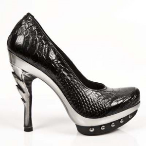  PITON NEGRO PL ACERO PUNK GARRAS TACON COBRA - 
