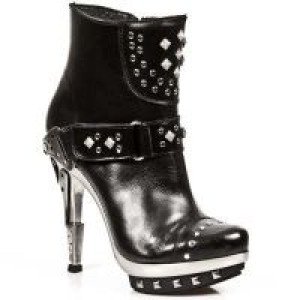  NOMADA NEGRO PLAT ACERO PUNK PIRAMID T RECICLE New Rock M.PUNK003-C1 -  