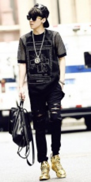  Trousers Taobaotb0554162_2011 a1z10.3-c.w4002-10752369437.54.pInyYg -  