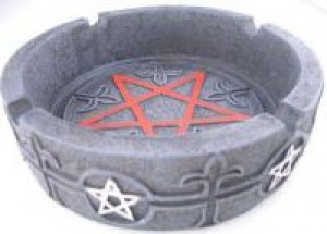  -  ASHTRAY PENTAGRAM DESIGNS BLK Cleopatra 82113 -  