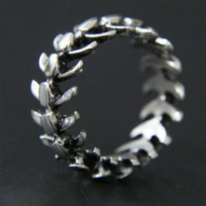 , Dragon Fish Bone Ring - ,