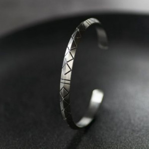  Open classic cuff bracelet Yiwu Haiyi Electronic Commerce Co., Ltd. C78466 -  
