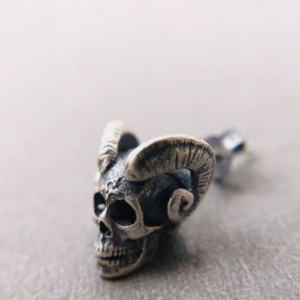  Evil spirit Satan earrings Yiwu Haiyi Electronic Commerce Co., Ltd. Y-24 -  