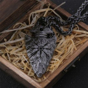  Triangle Shield Compass Necklace Yiwu Haiyi Electronic Commerce Co., Ltd. L-0001 -  