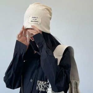  Yiwu Yuanheng Headwear Co., Ltd. TB-649819873452/WT -  