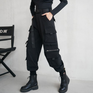 Дизайнерские женские брюки черного цвета - Изображение 1