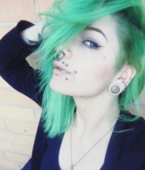 Светло зеленая краска для волос Herman's Amazing Olivia Green - Изображение 2