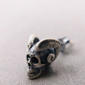 Серьги Evil spirit Satan earrings Yiwu Haiyi Electronic Commerce Co., Ltd. Y-24 - маленькая картинка
