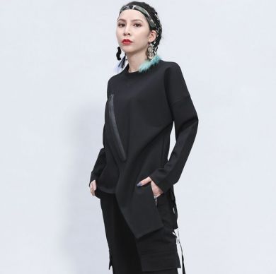 Топ Женский ассиметричный топ черного цвета Dongguan Yilinuoshi Clothing Co., Ltd 1179/BK - маленькая картинка