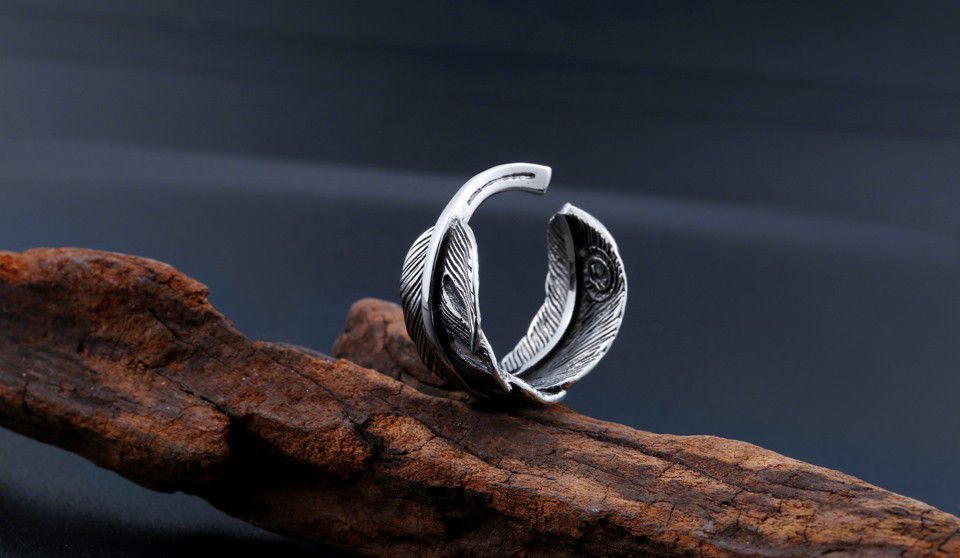 Feather Ring International SS8-432R  3
