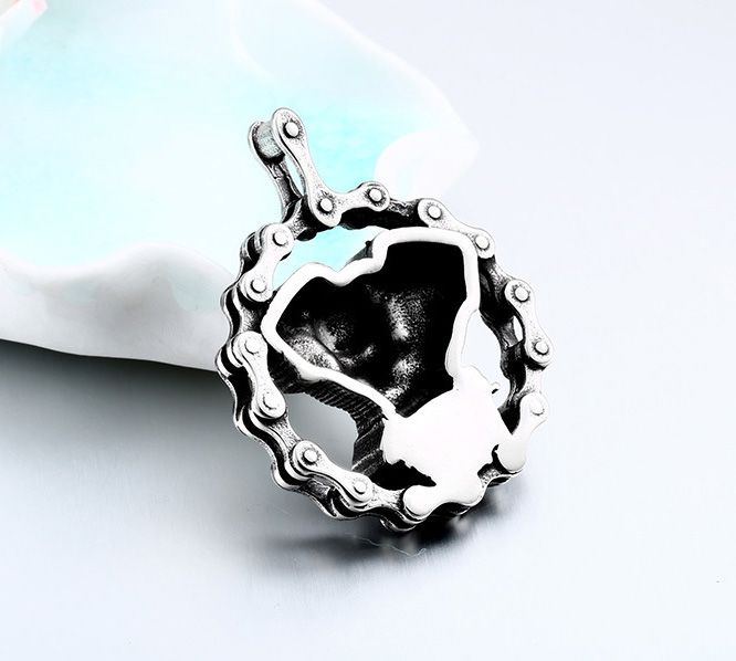  Bicycle Chain Skull Motorcycles Engine Pendant International BP8-348  2