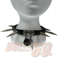  1 row large spike with padlock - 