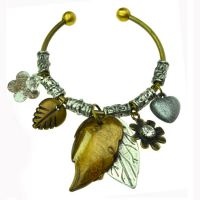 Браслет BLF LEAVES & FLOWERS BANGLES LADIES MIXED METAL Innocent Lifestyle AJ-BLF-M - маленькая картинка