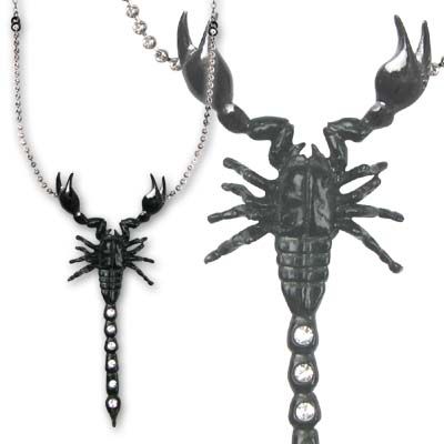    Venom: The Scorpion's Tale (Pendant) Alchemy Gothic P565  2