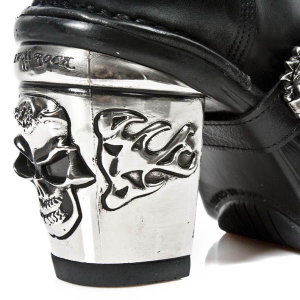  M.8366-C2 ITALI NEGRO NOMADA NEGRO PL NEGRO NRK T SKULL ACER New Rock M.8366-C2  10