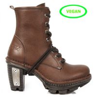  M.NEOTR008-C18 VEGAN MICRO CUERO RIBETE MARRON NEOTRAIL HUMO - 